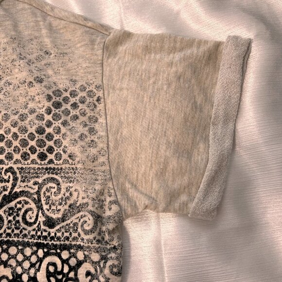 Velvet By Graham & Spencer Pattern Short Sleeve Top Women's M - Picture 5 of 5